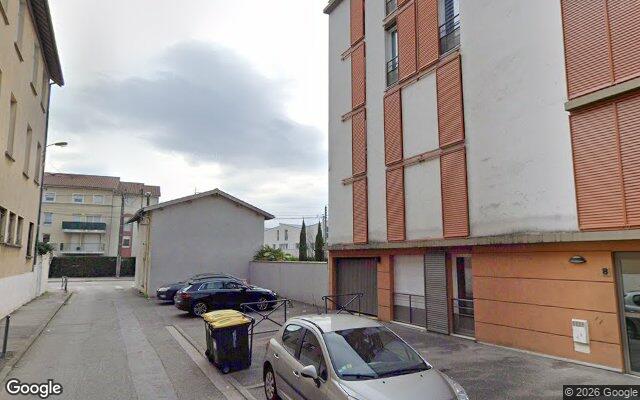 Façade : 8 rue Jules Ferry, Décines-Charpieu
